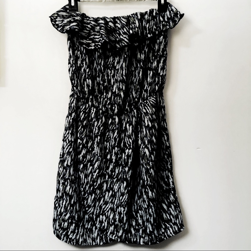 NWOT GAP Strapless Ruffle Top Summer Dress